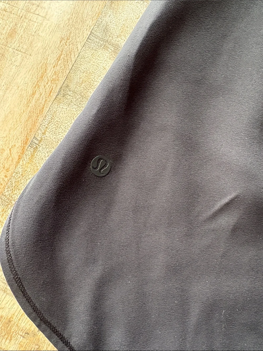 lululemon athletica classic black